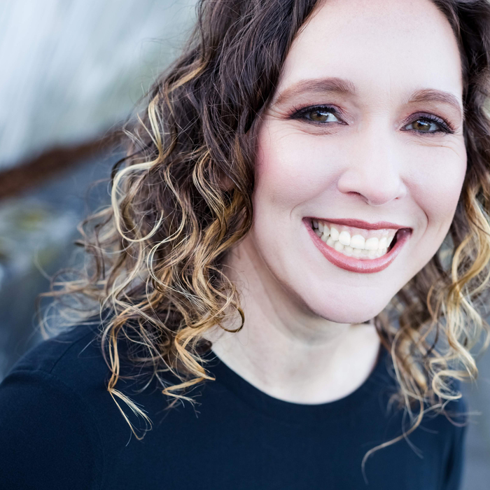 Portrait of author Penny Reid